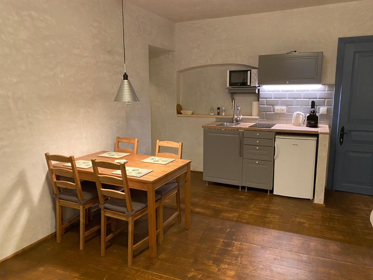 Apartamento U Dr. Fausta Slavonice Exterior foto